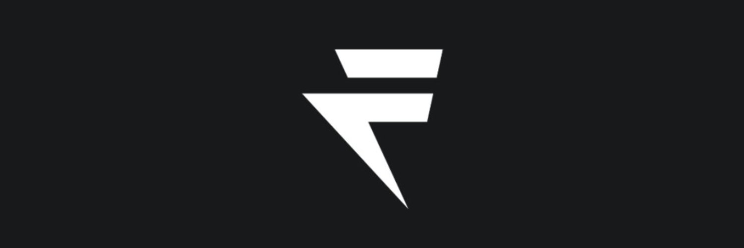 crystaal_30's profile banner image