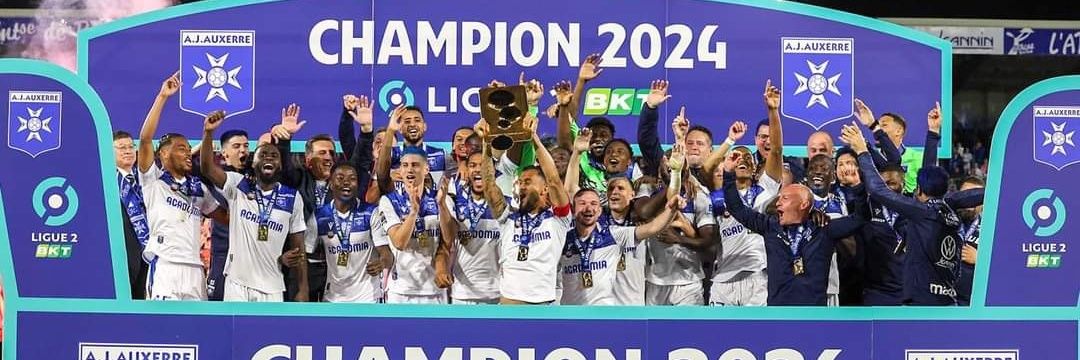 cricaja's profile banner image