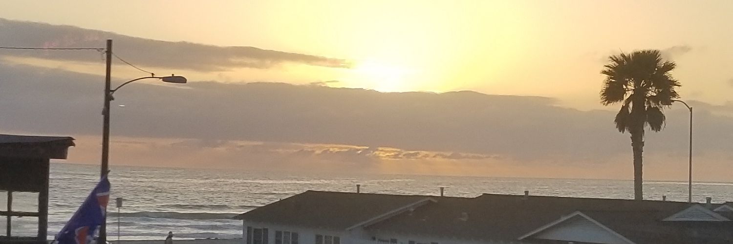 KateayM's profile banner image