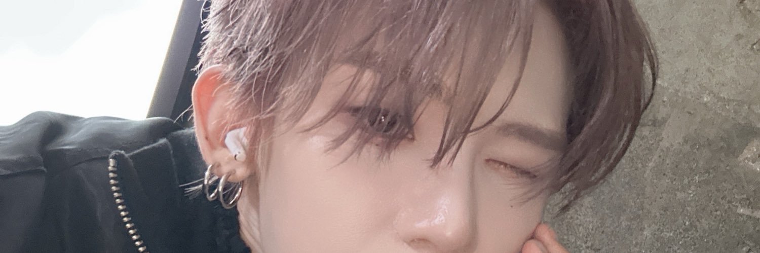jemcha_n's profile banner image