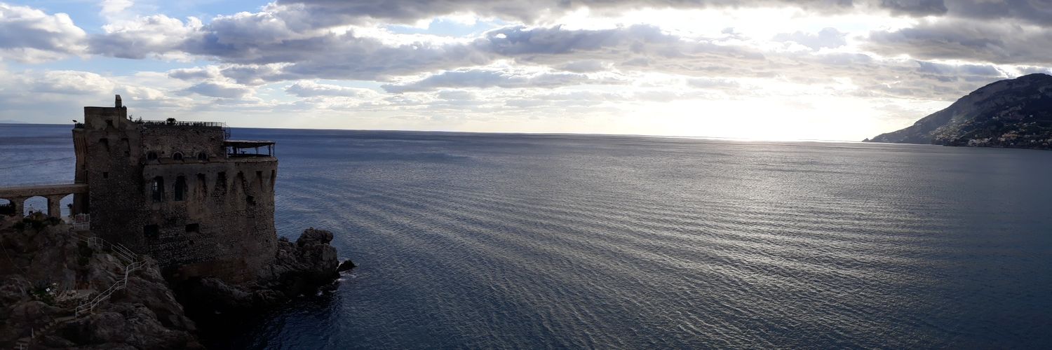 Graham Newton banner