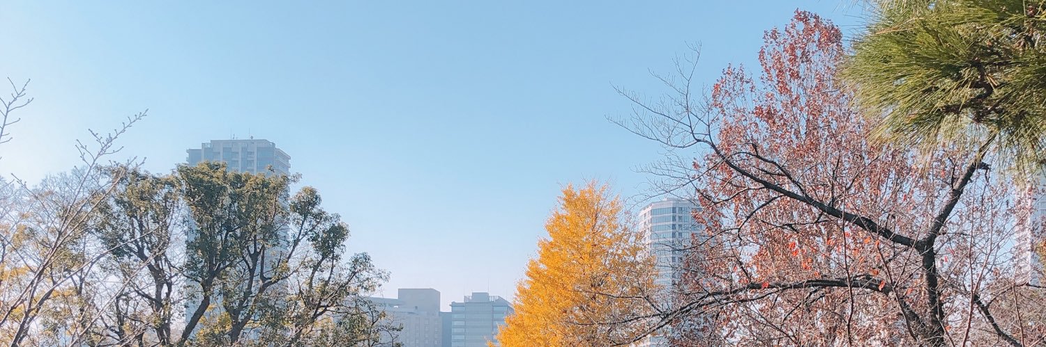 papercrowns_'s profile banner image