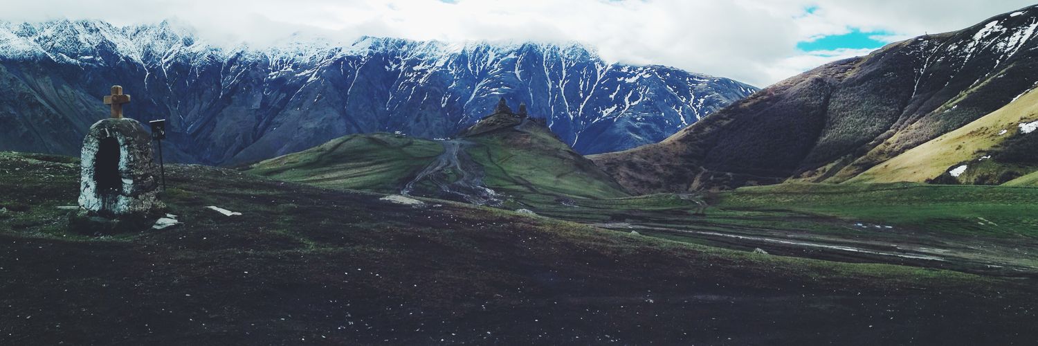 Alinkapoh's profile banner image