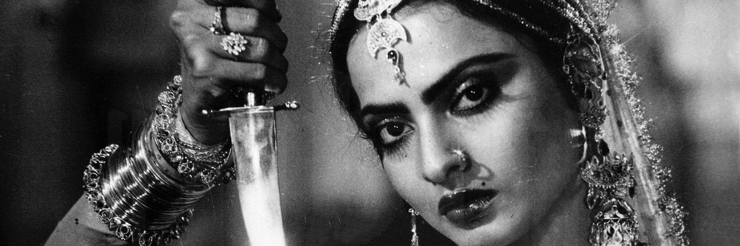 YUNG PAKORA 🧚‍♀️🔪 banner