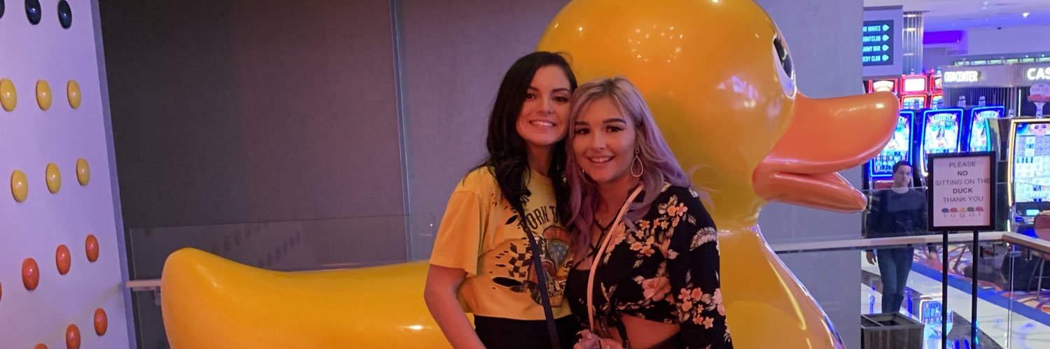 bellaaturner's profile banner image
