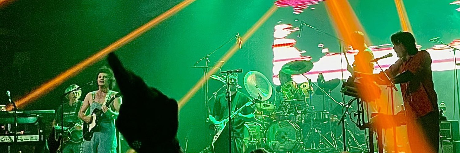 HeavyThings Hank banner