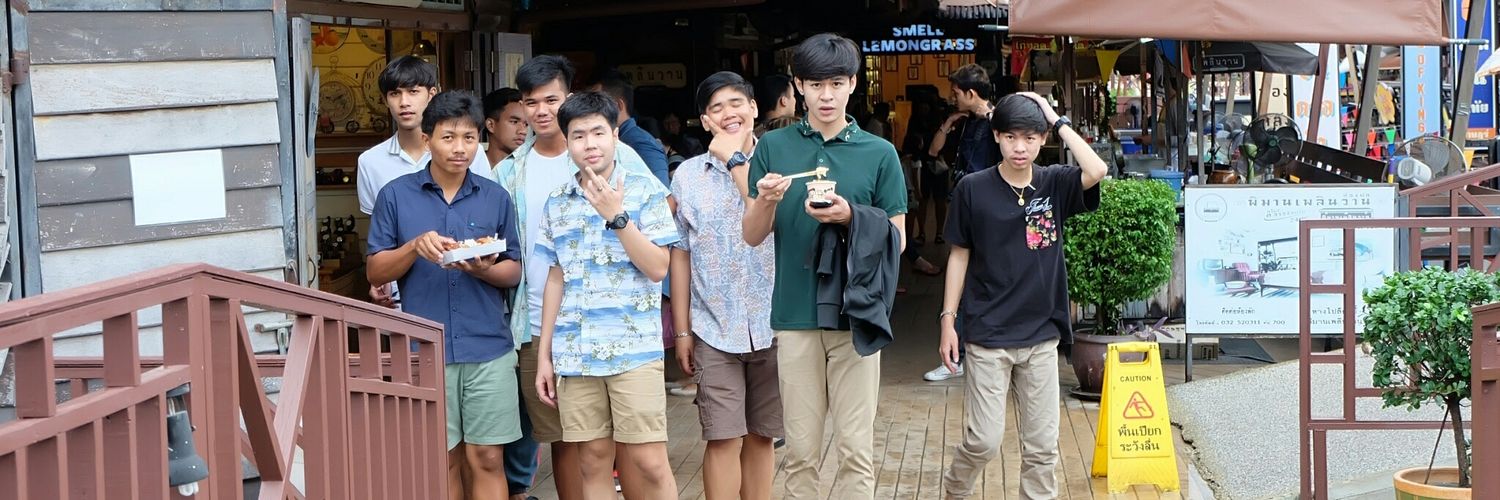 four_chanapat's profile banner image