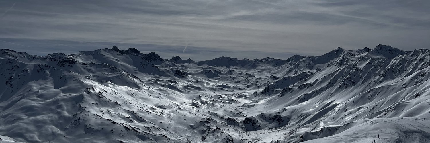 AlexisLgrg's profile banner image