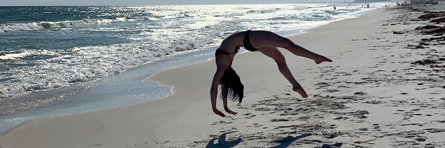 rosie_ostner's profile banner image