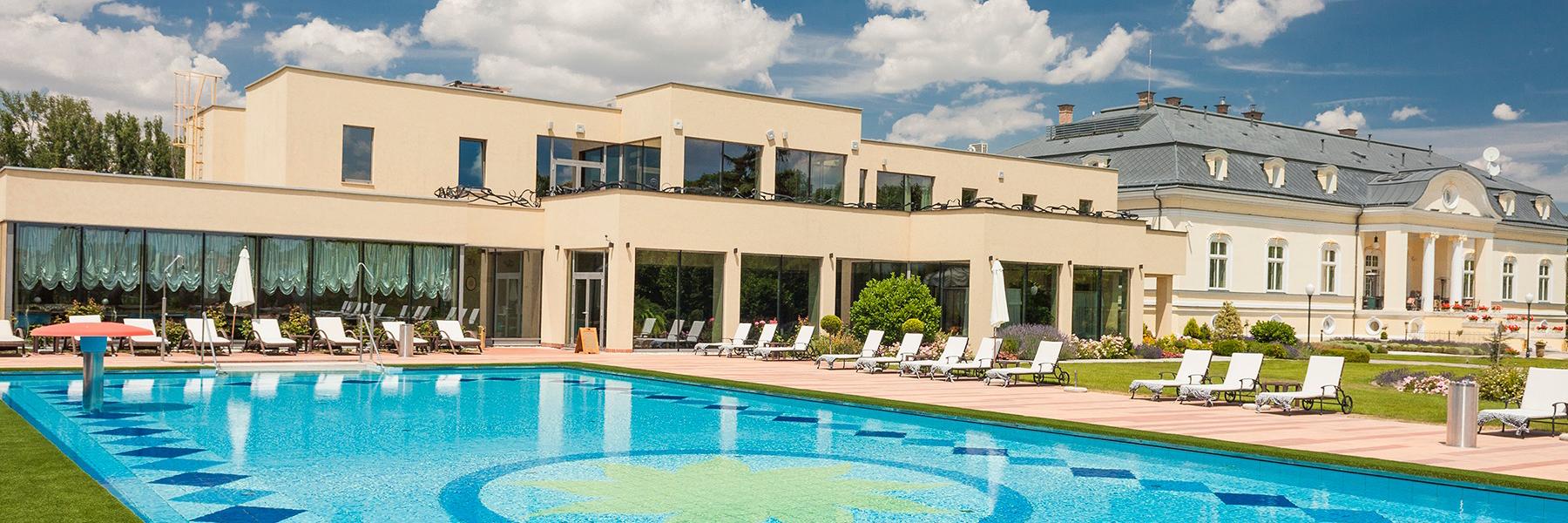 hotelamade's profile banner image