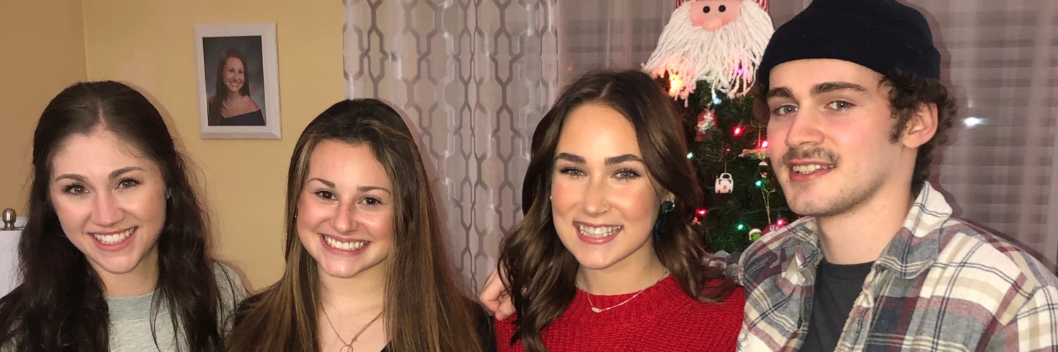 allyp14's profile banner image