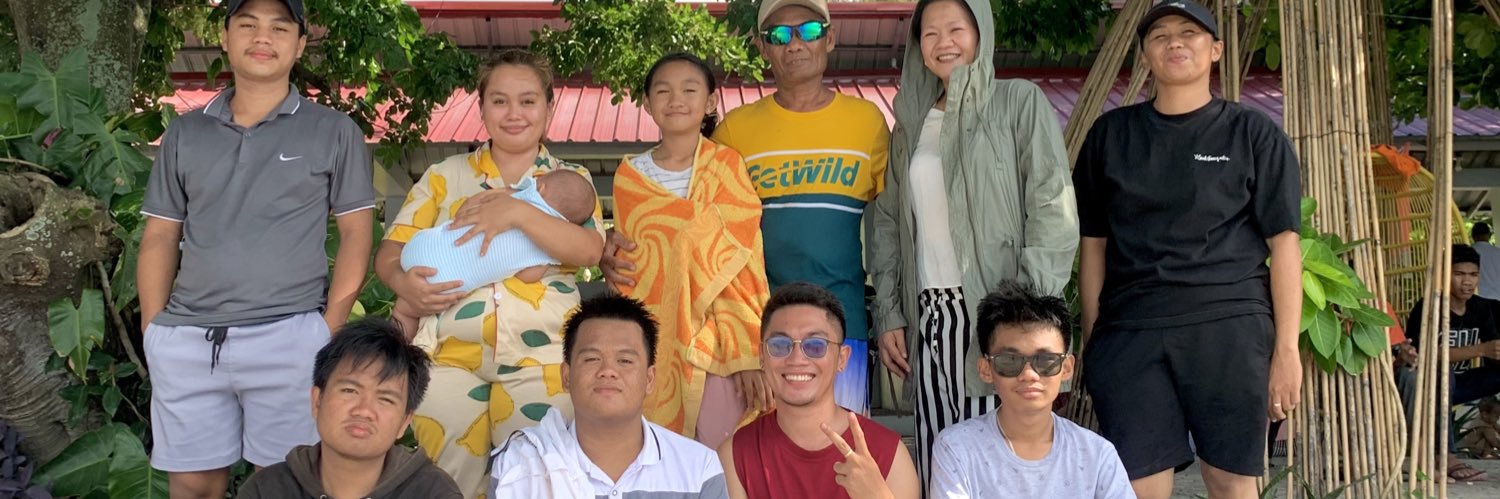 AlvinLois's profile banner image