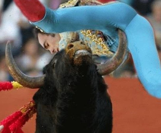PisoFuerte's profile banner image