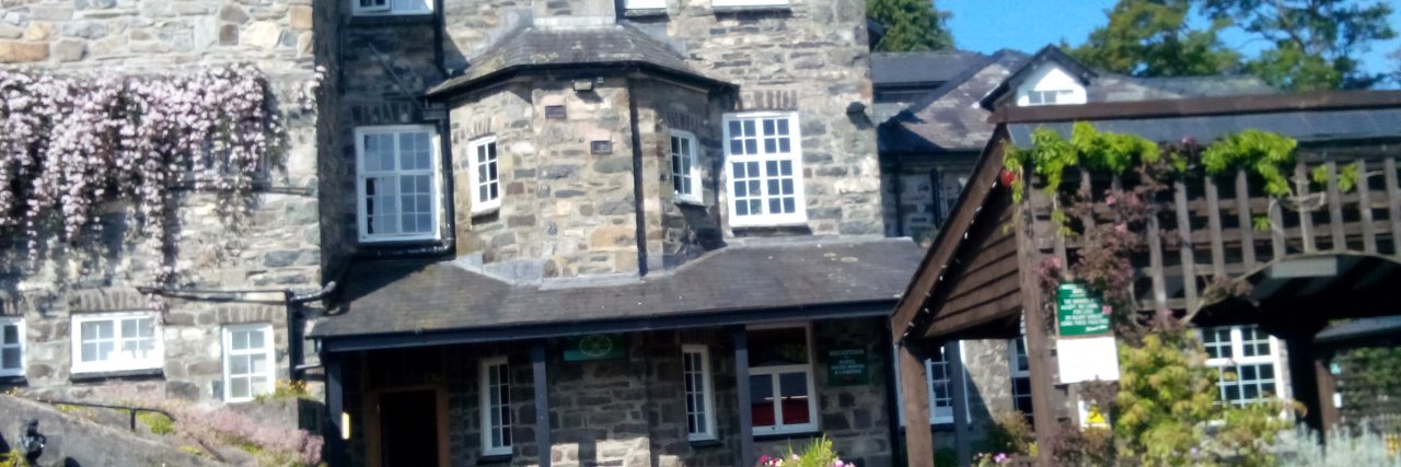 SwallowsBetws's profile banner image