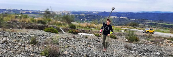 ANAISABELGONZL2 Profile Banner