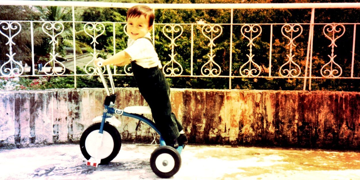 Luis H. Reyes banner