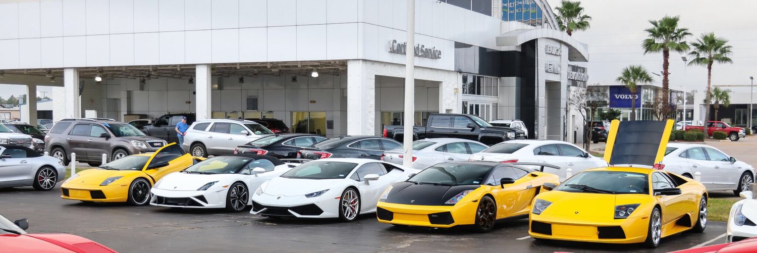 Lamborghini Club banner