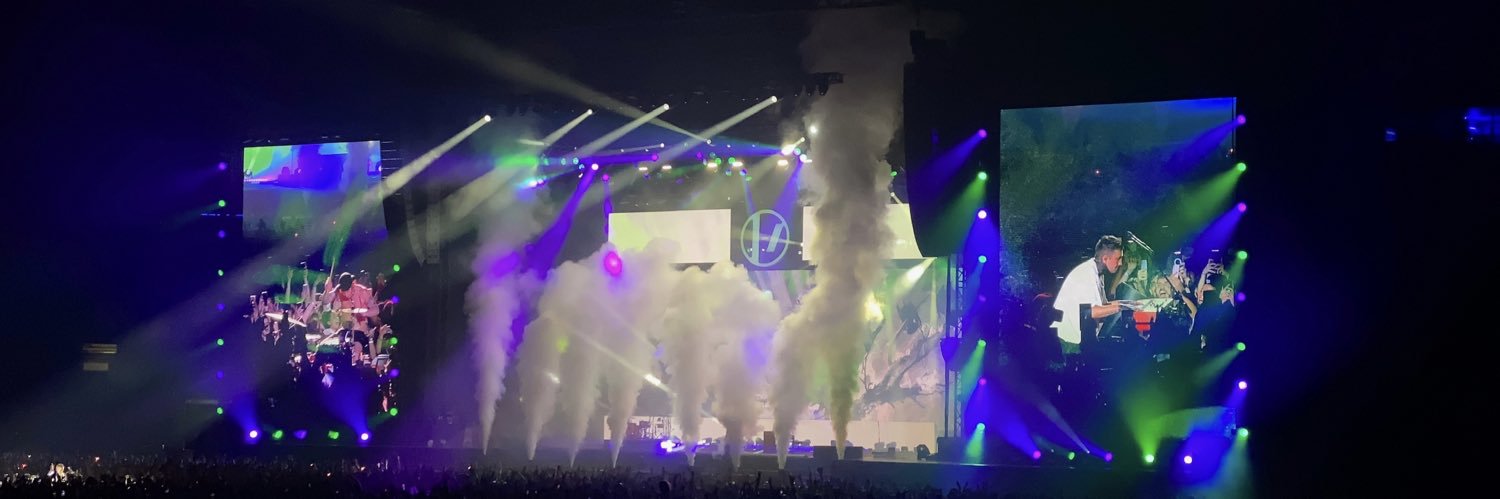juuliacruzz's profile banner image