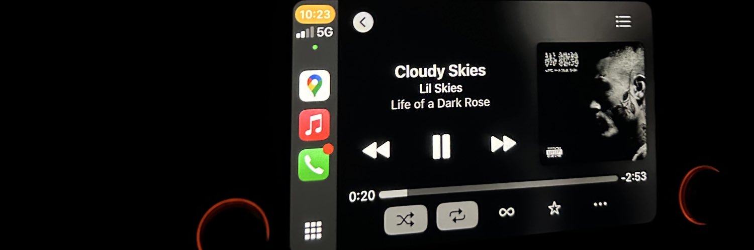 lowkeylisa's profile banner image