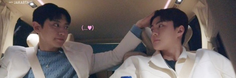 이녈 banner