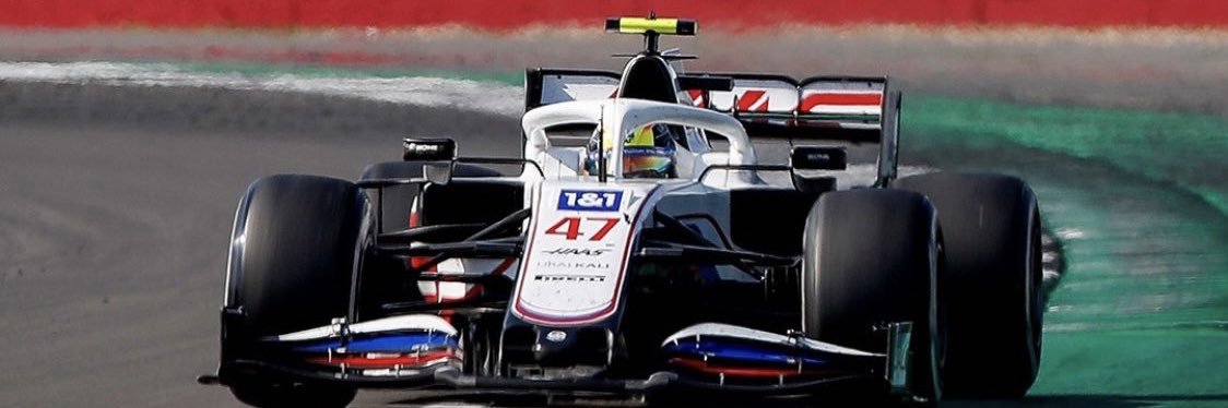 y1e_leal's profile banner image