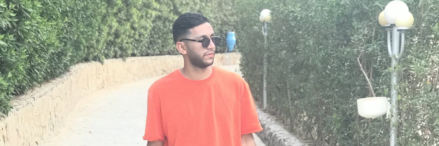 hmooody10_v's profile banner image