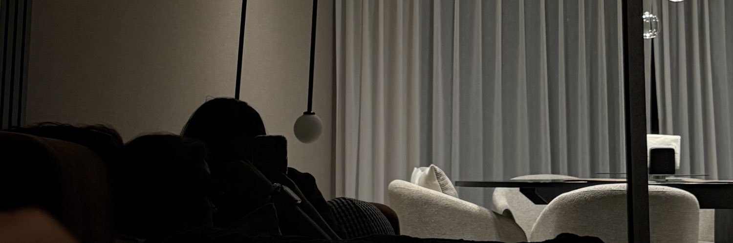 andreacarreoon's profile banner image