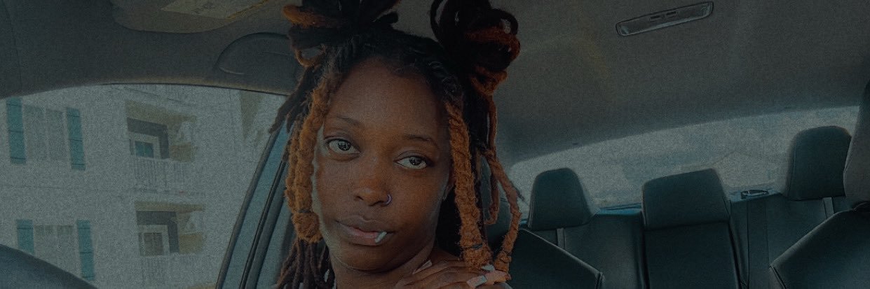 Simpleee_MsDee's profile banner image