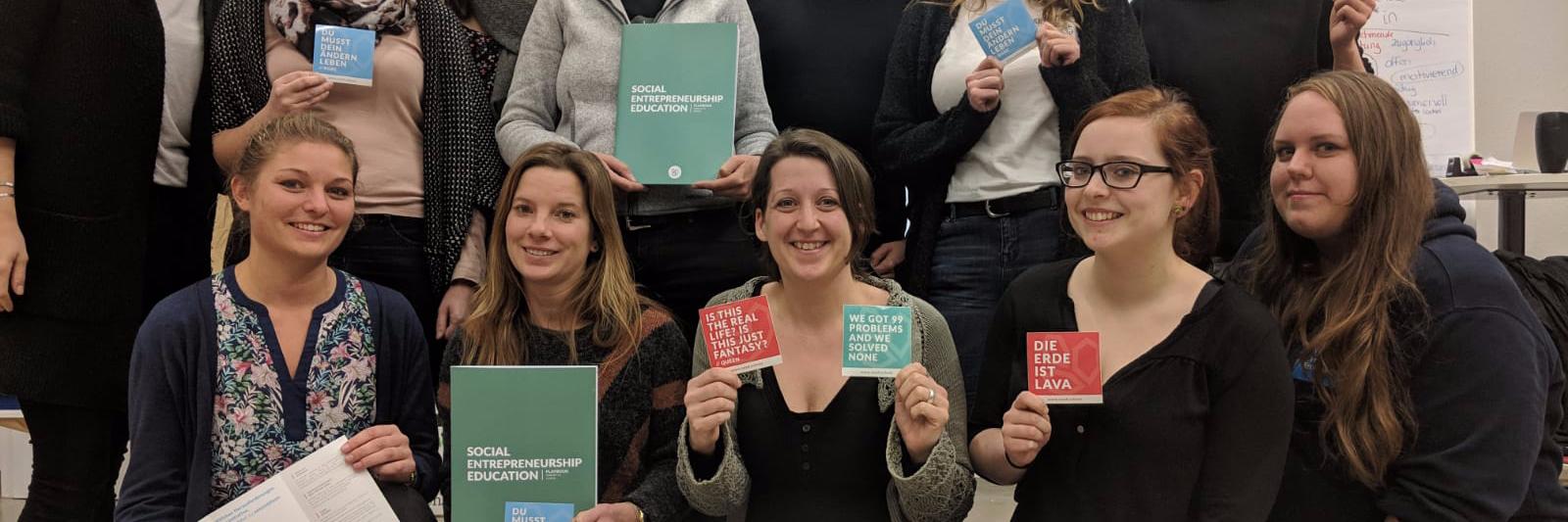 Julia Schönborn banner