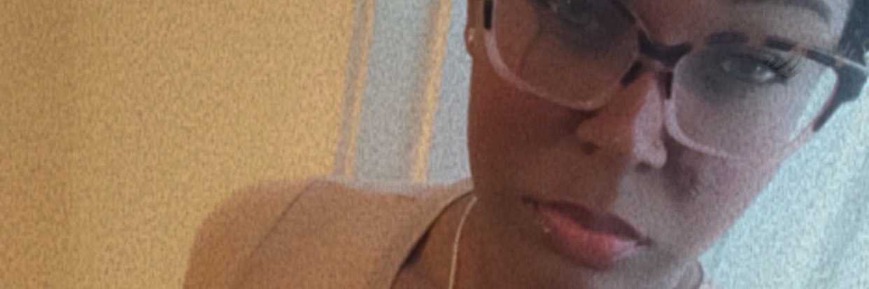 TeeTee🫶🏾 banner