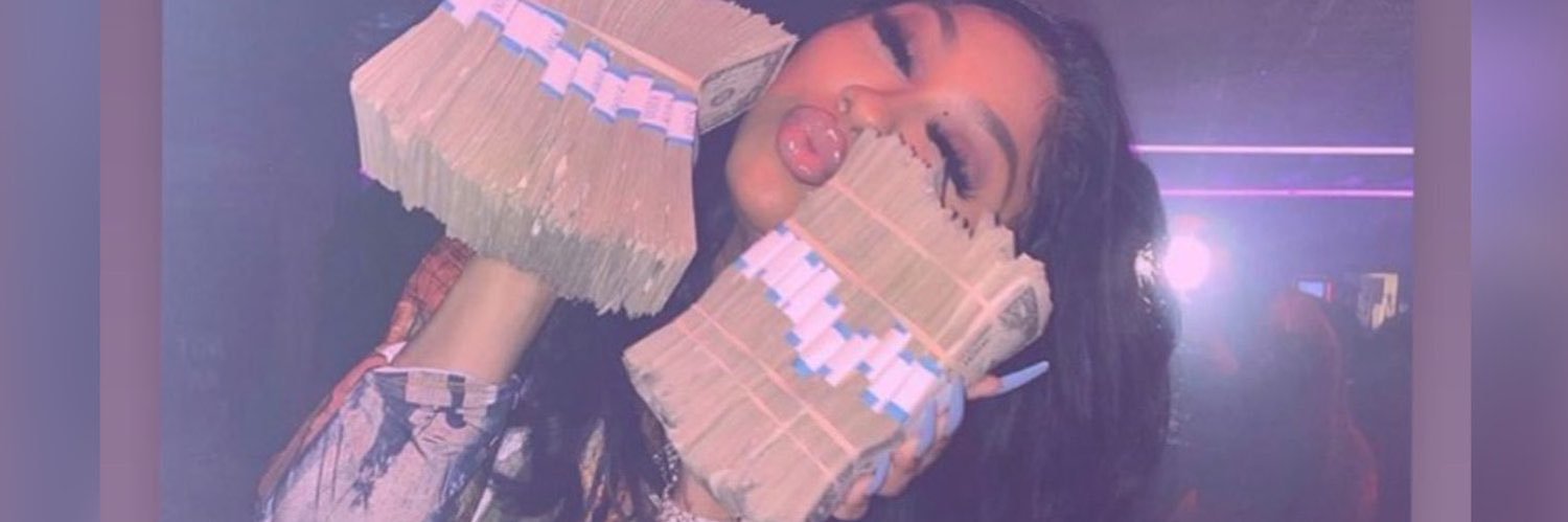 ᔕᕼOᖇTᗷIᘜᗷOOTY🍑🦋🧡💅🏽💋 banner