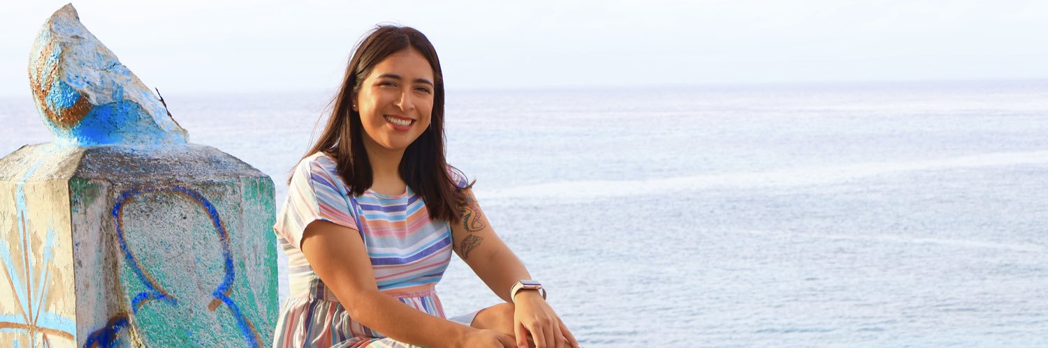 abrilcahuich's profile banner image
