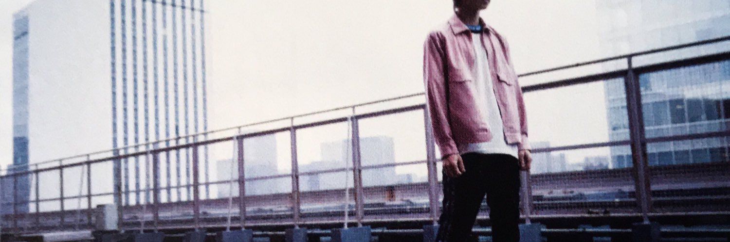 arn_witter's profile banner image