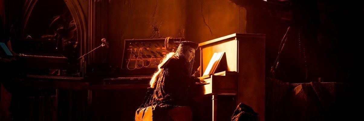AmorOGaga's profile banner image