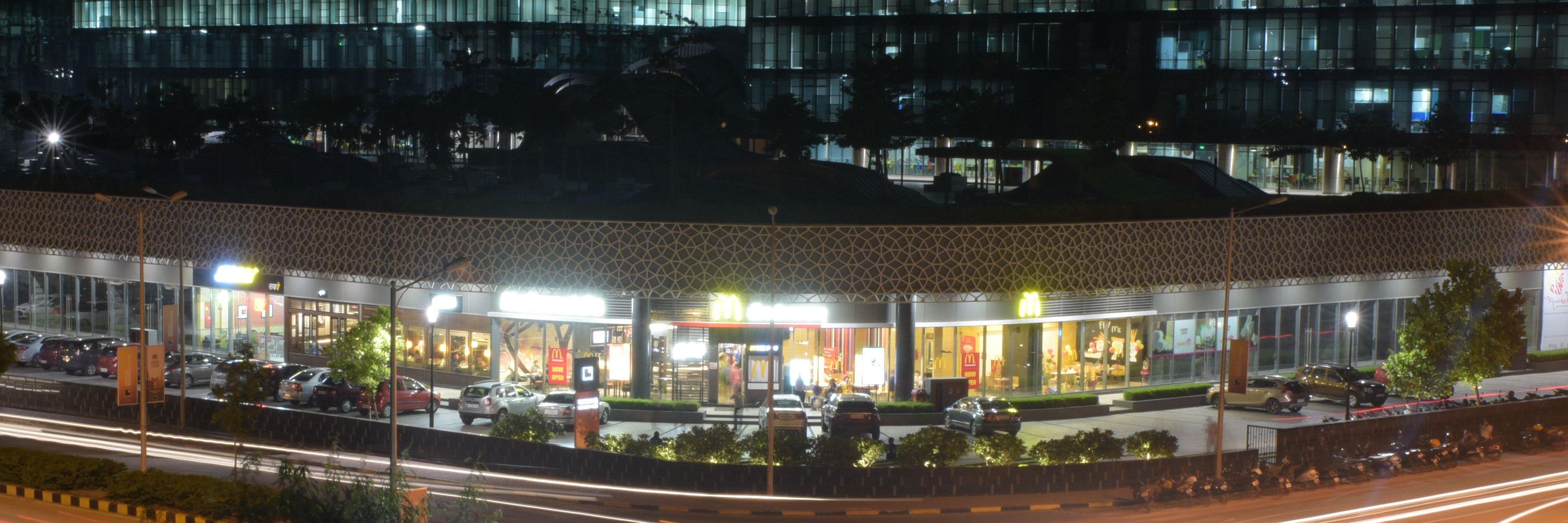 BalewadiHighStreet banner