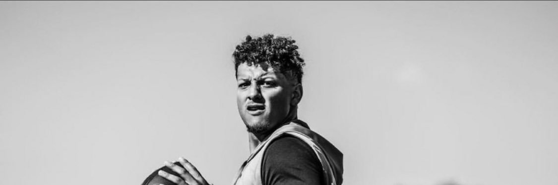 duller_e's profile banner image