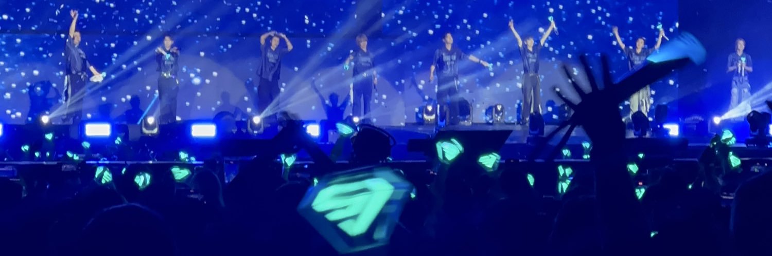 maii555's profile banner image