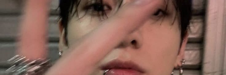 ily13jm's profile banner image