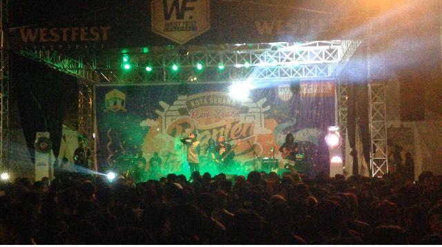 MONSTER STUPID FACE banner