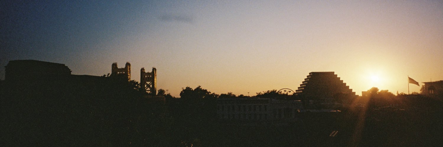 karent23z's profile banner image