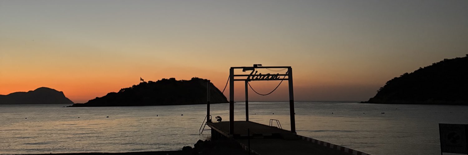 ilicimm's profile banner image