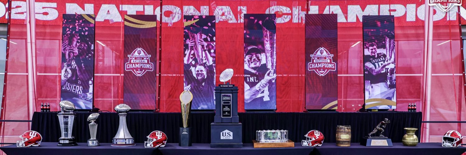 MaroonHoos#1er🌹🍑🏆 banner