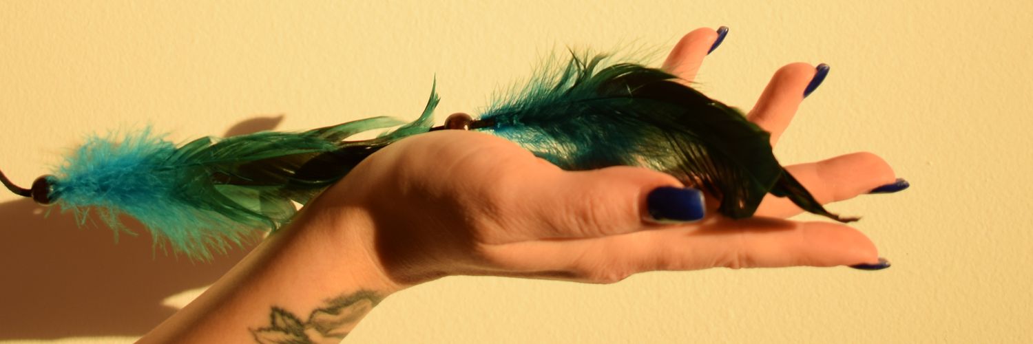 Ин Маут Енд Свалоу banner
