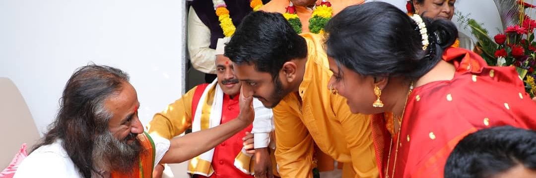 varad_'s profile banner image