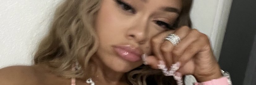 karlaaaahc's profile banner image