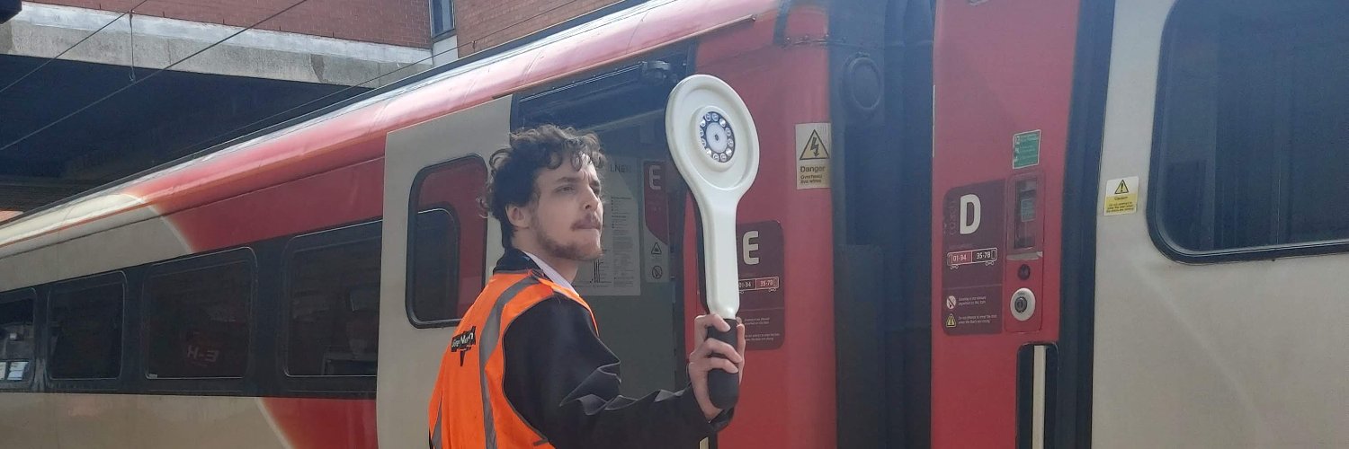 theTomKell's profile banner image