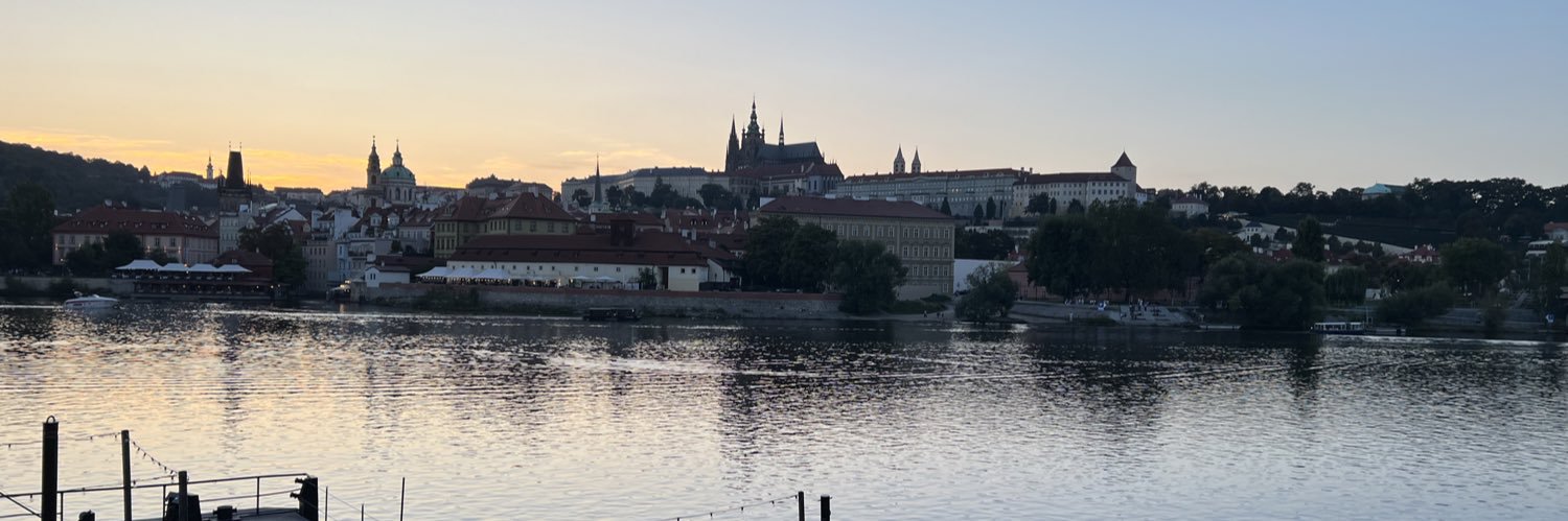 ept_16's profile banner image