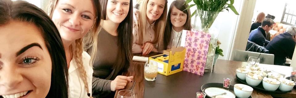 lauraaa94x's profile banner image