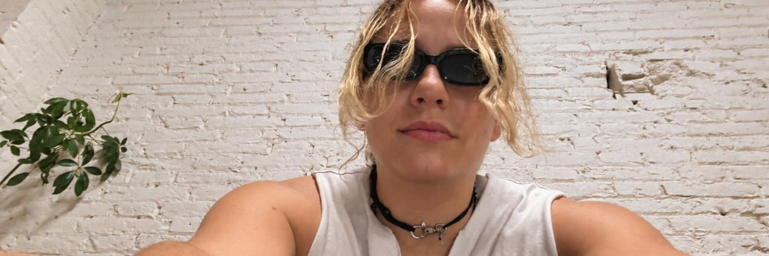camvoragine_'s profile banner image