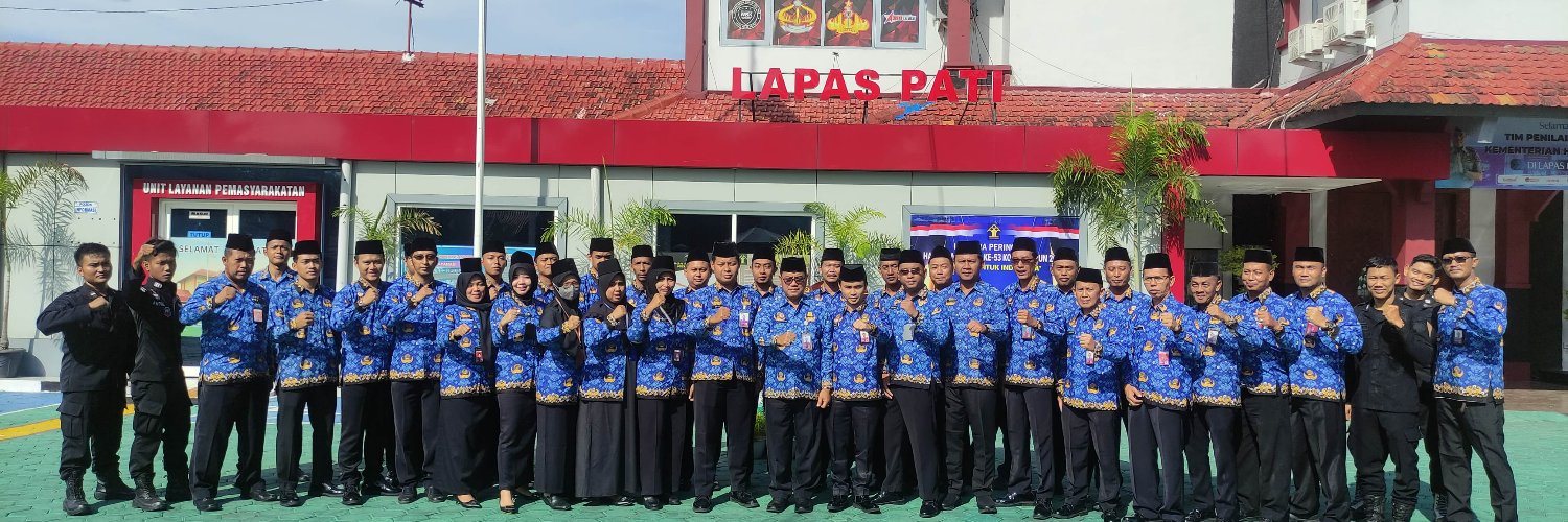 Twitter banner for @lapas_pati